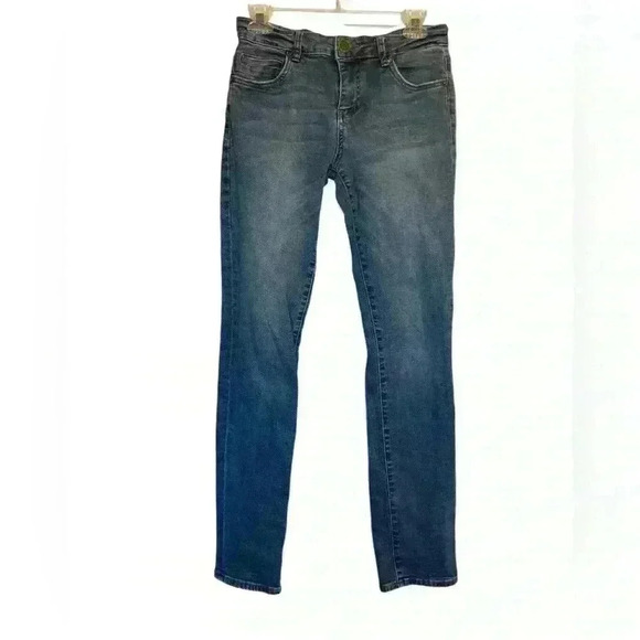 Kut From The Kloth Medium Wash Jeans Size 4 Embroidery Logo Straight Leg - Picture 1 of 11